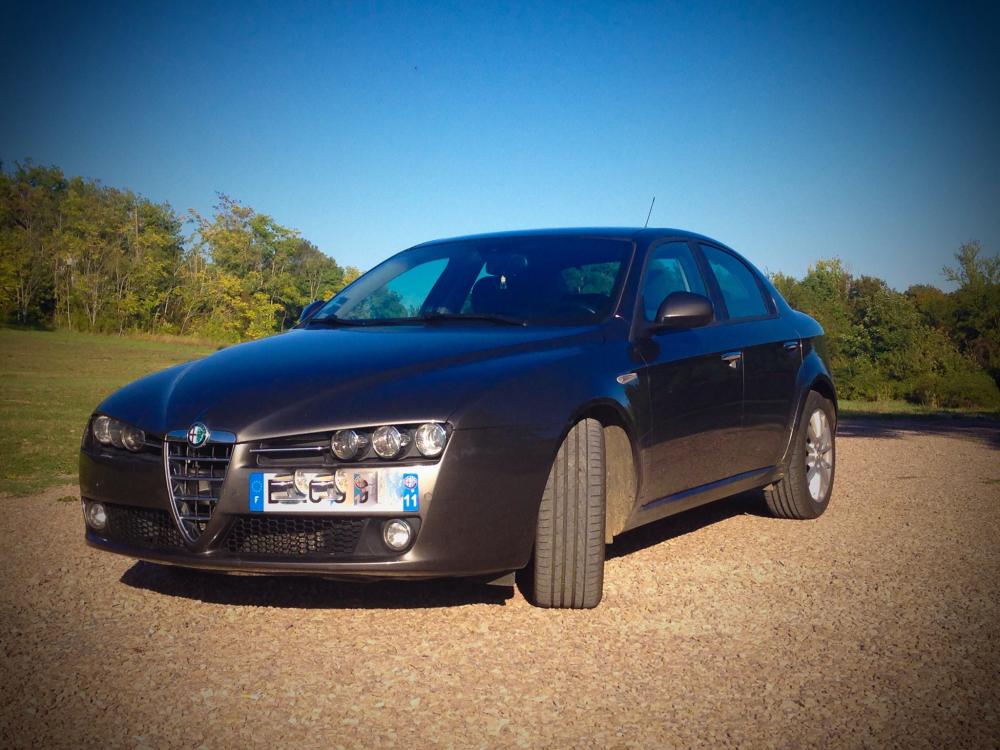 ALFA_159_01.jpg