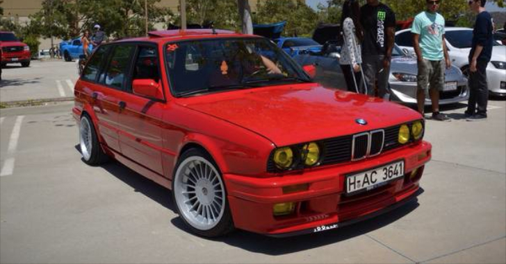 get-yourself-a-bmw-e30-316i-touring-for-
