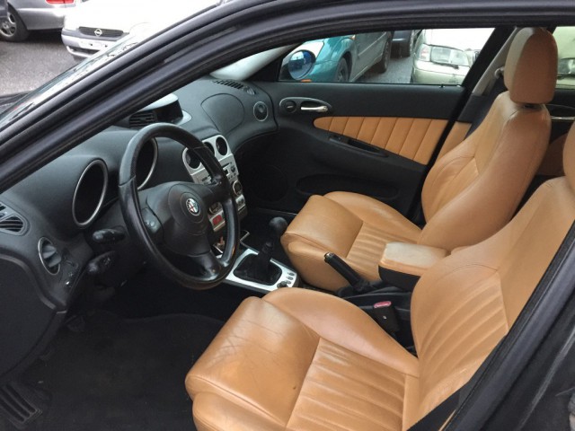 C__Data_Users_DefApps_AppData_INTERNETEXPLORER_Temp_Saved Images_alfa-romeo-156-break-2002-occasion(1).jpg