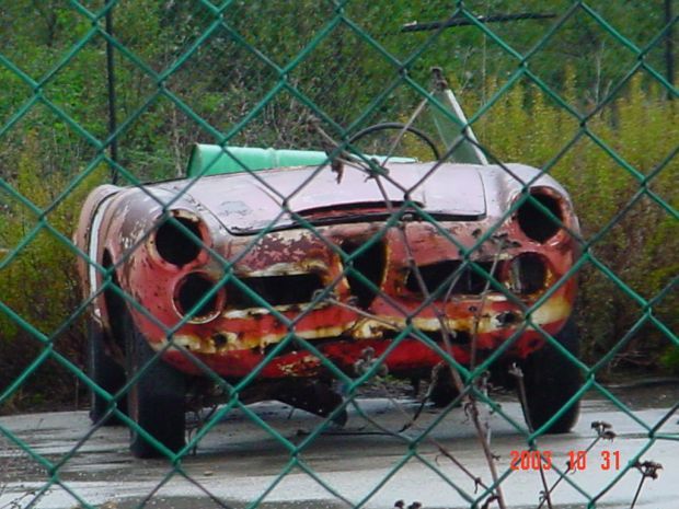 alfa-romeo-abandoned (17).jpg