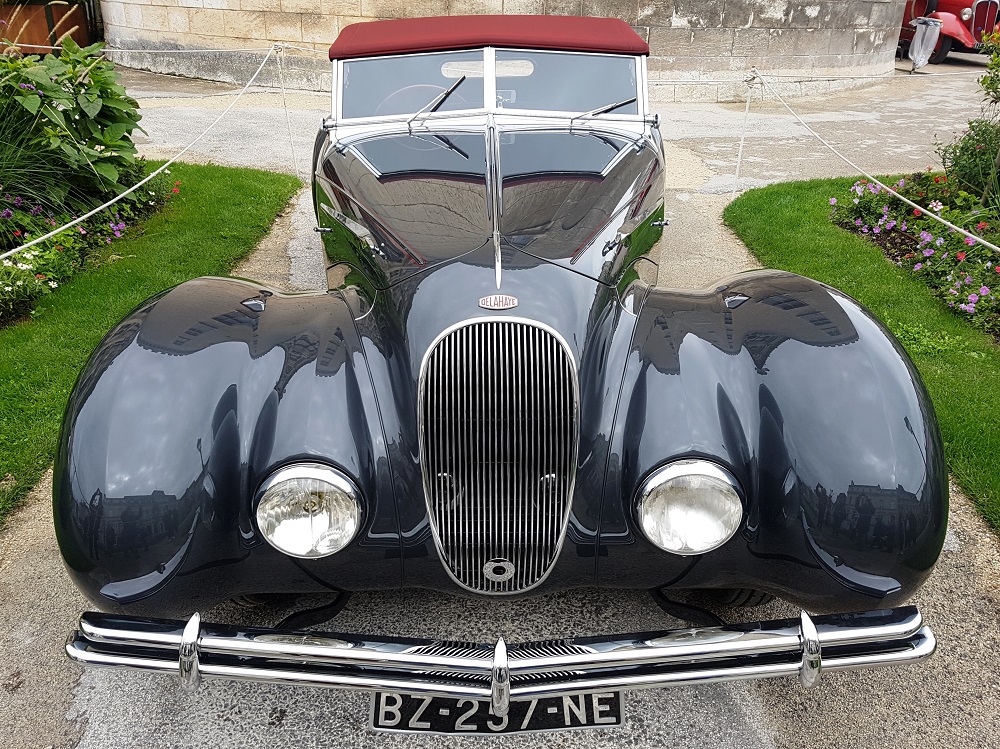 Delahaye2.jpg.845d9e242e5816e32e8a8ea926c191ee.jpg