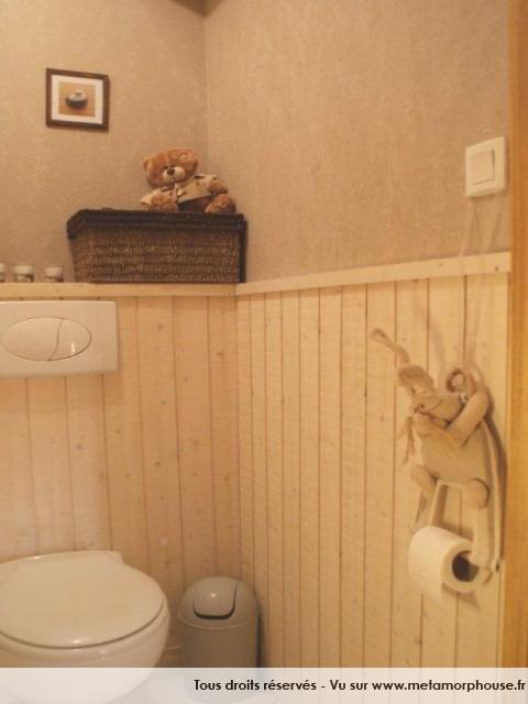 Toilettes-Nature-Campagne-Brun-Bois-103264.jpg