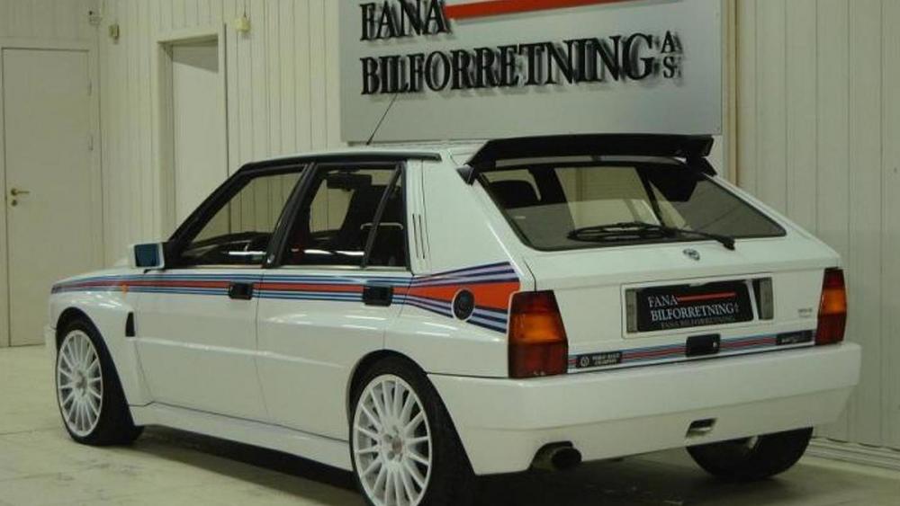 2014-461889-lancia-delta-hf-integrale-evoluzione-martini-5-special-edition1.jpg