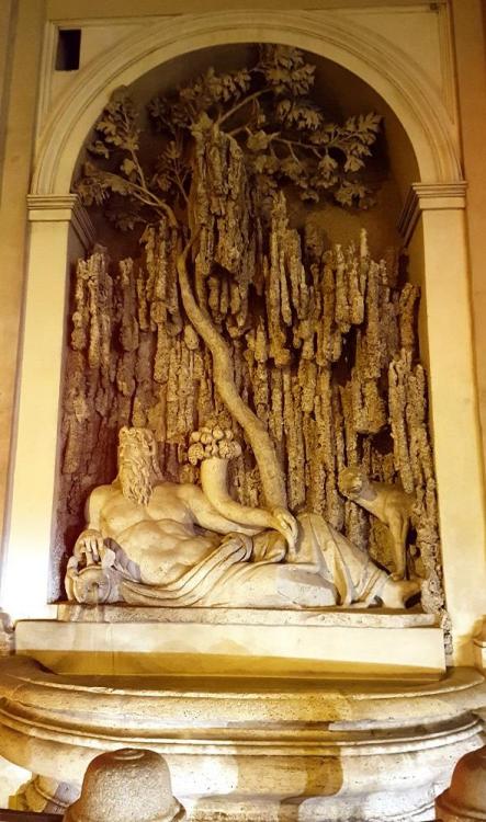 20180723_220739 v.jpg