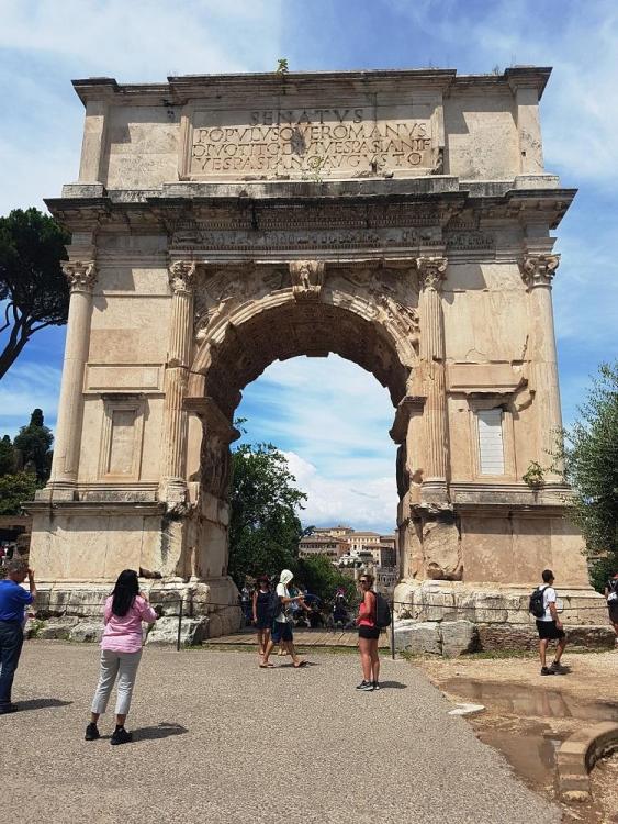 20180723_121136 v.jpg