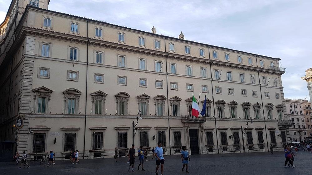 20180722_195009 v.jpg