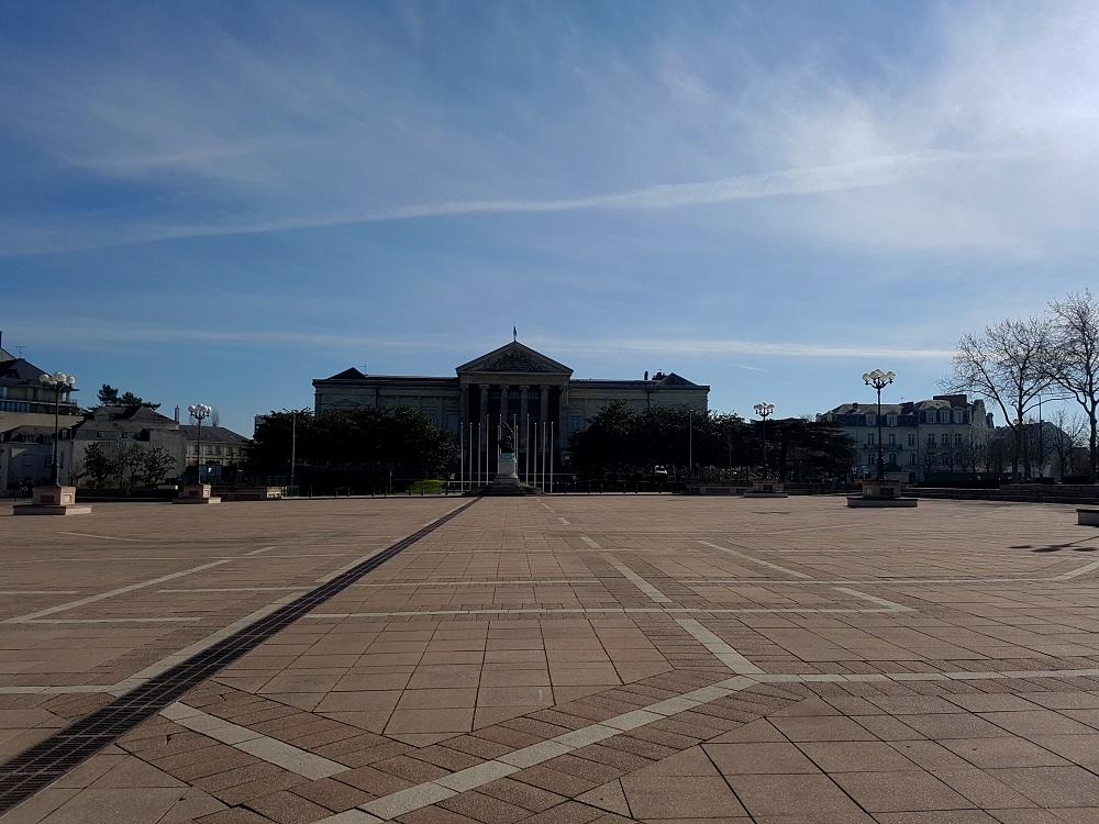 20190224_121347 v.jpg