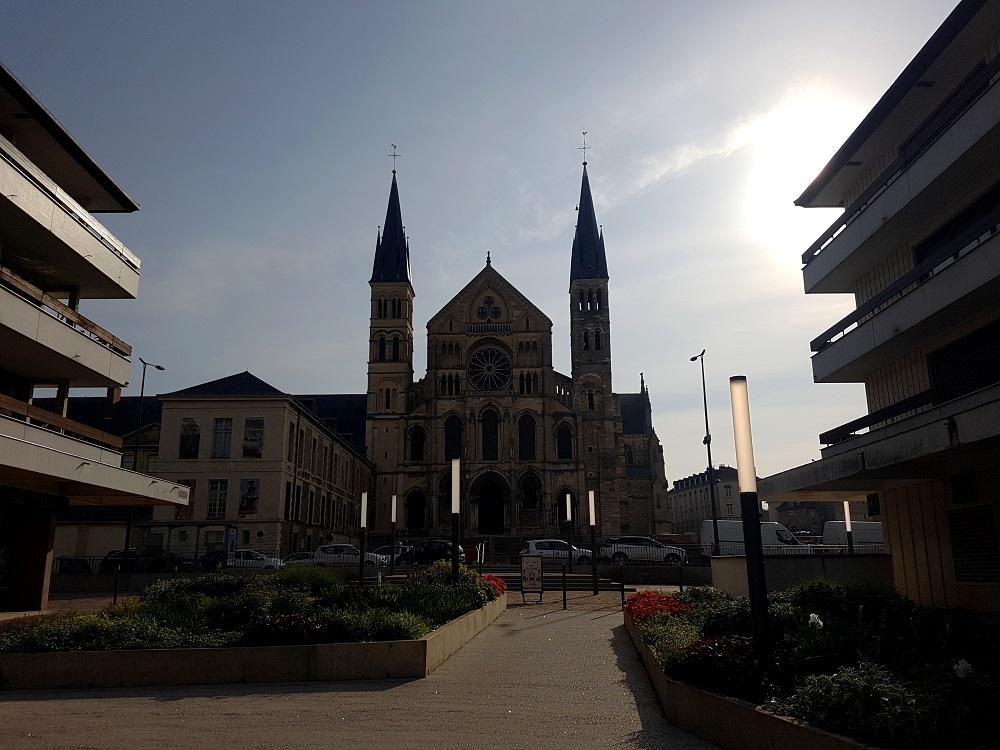 20190507_090005 v.jpg