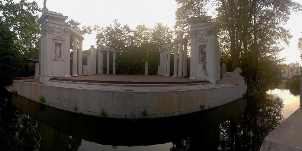 20190726_194736 v.jpg