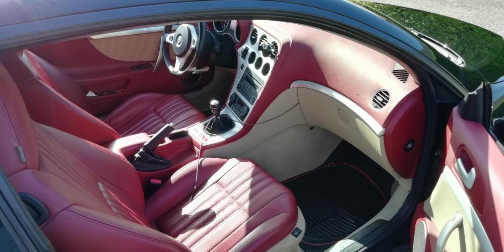 495789220_INTERIEUR1.thumb.jpg.f33a139e87008032c704f8c85c0ee8d5.jpg