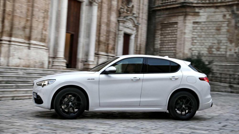 alfa-romeo-stelvio-my-2020 4.jpg