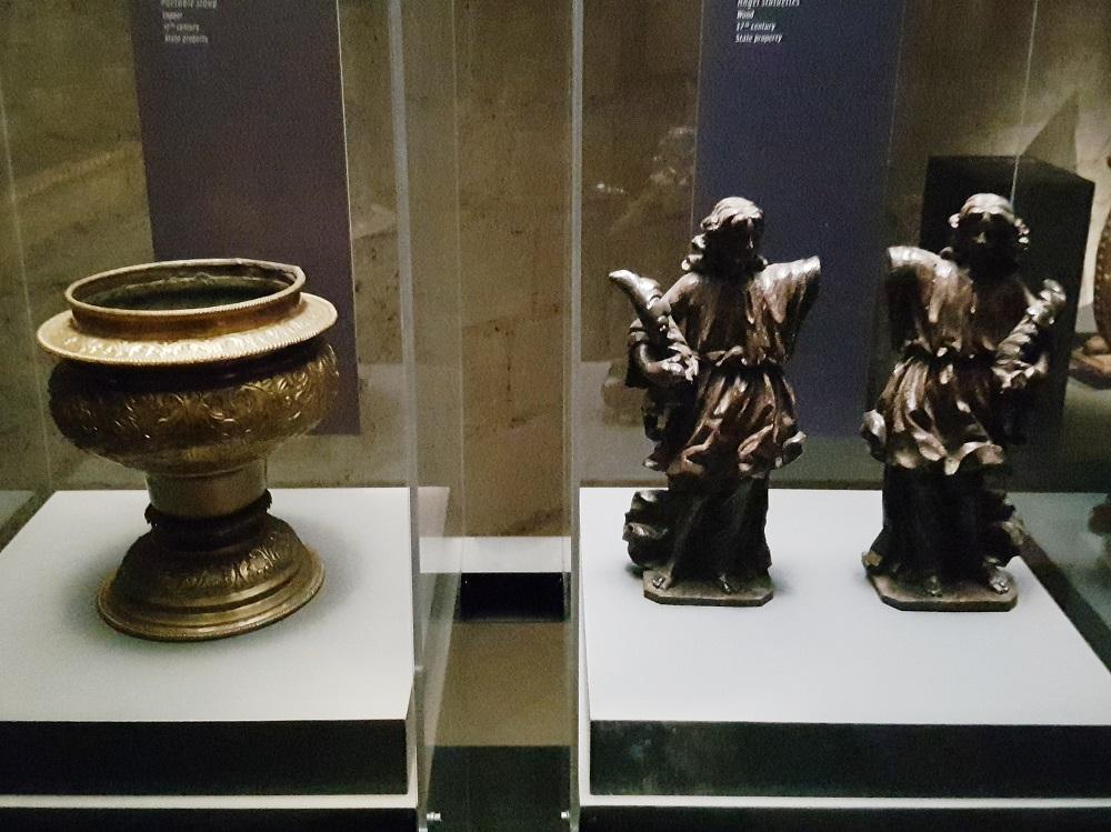 20191101_142229 v.jpg