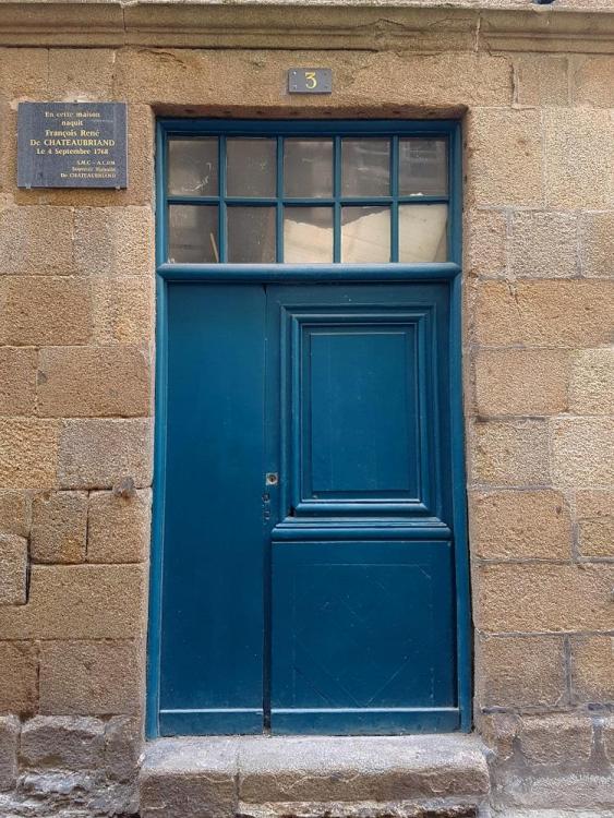 20190818_121909 v.jpg