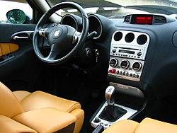 250px-Alfa_Romeo_156_2nd_series_interior_2.jpg.6de8299dd542101af8cd1ee266b6d97e.jpg