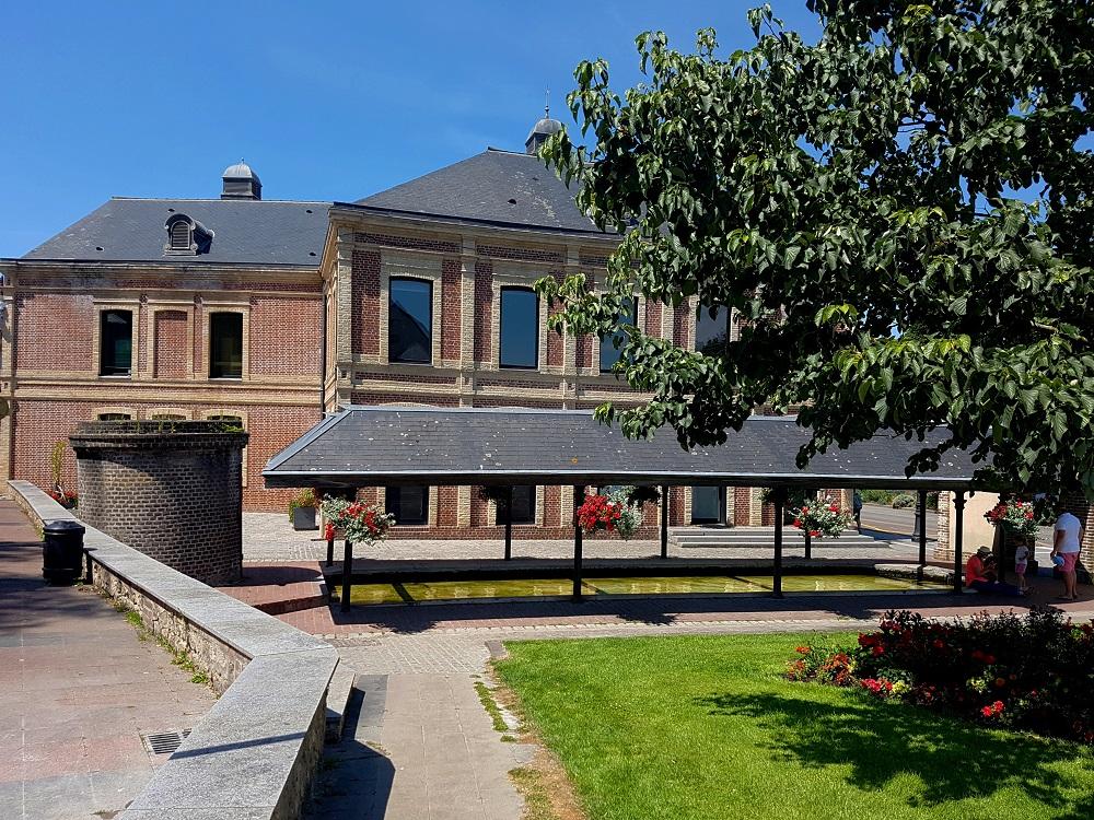 20200713_134432 v.jpg