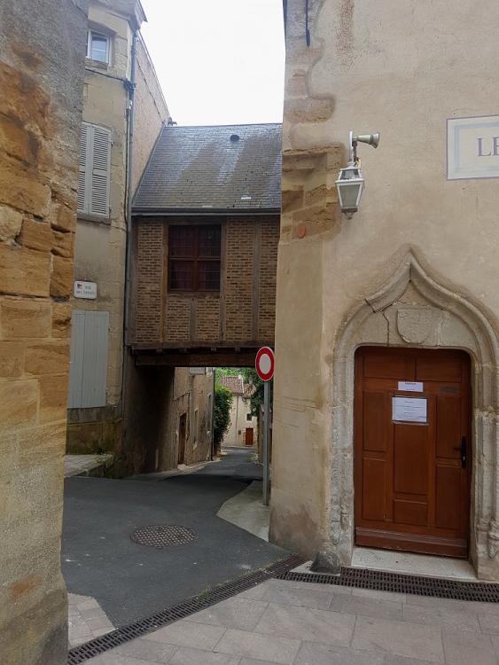 20200801_151833 v.jpg