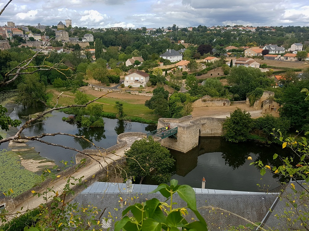 20200801_155718 v.jpg