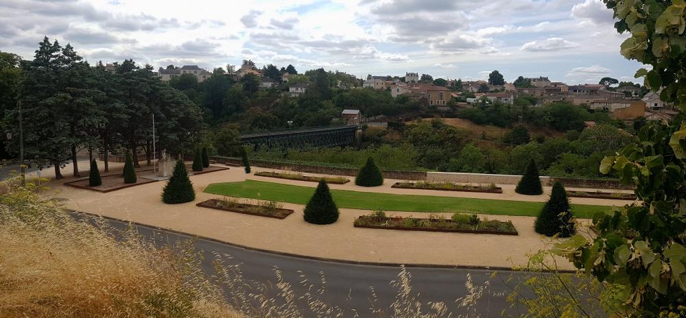 20200801_155430 v.jpg