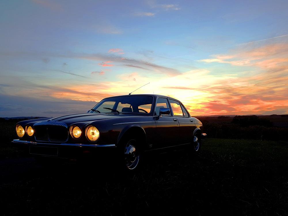 X 20211030_184953 v.jpg