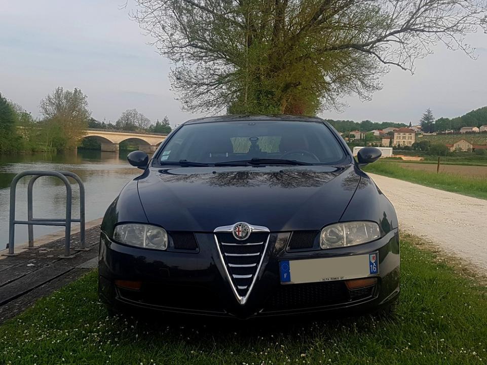 20220430_193637 v.jpg