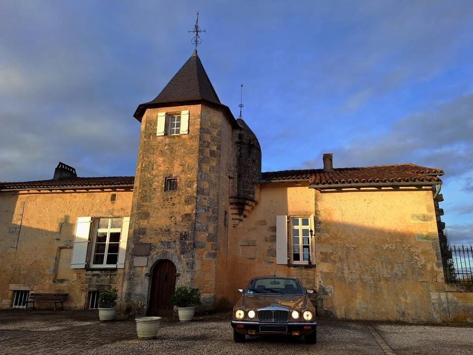 20240121_165601 v.jpg