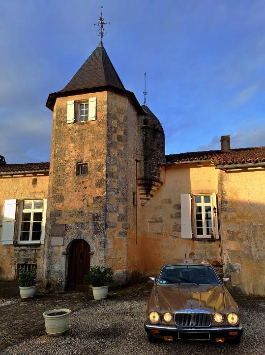 20240121_165610 v.jpg