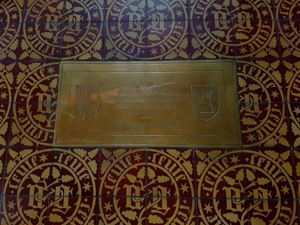 20210707_180544 v.jpg